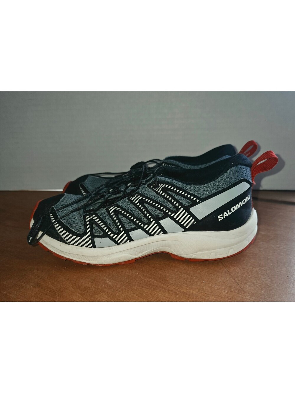 Salomon Jr trail running sneakers size 3